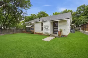 208 W Couts St, Weatherford, TX 76086 - Photo 23