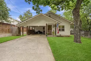 208 W Couts St, Weatherford, TX 76086 - Photo 1