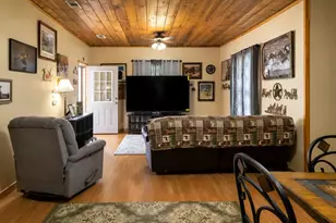 309 W 10th St, Cisco, TX 76437 - Photo 5