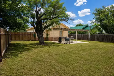 309 W 10th Street, Cisco, TX 76437 - Photo 13