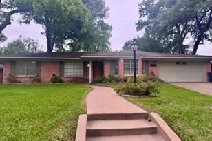 2002 Mimosa Dr, Corsicana, TX 75110 - Photo 1