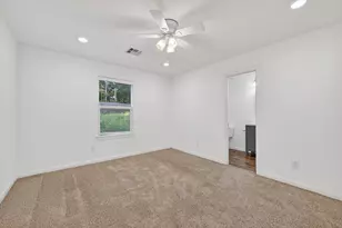 422 E Shepherd St, Denison, TX 75021 - Photo 13