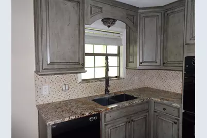 402 S 4th Street, Grandview, TX 76050 - Photo 7