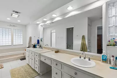 6725 Caulfield Drive, Dallas, TX 75248 - Photo 21