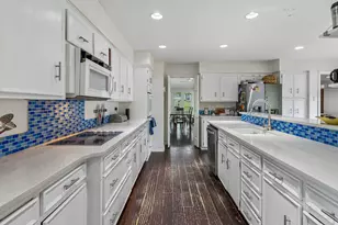 6725 Caulfield Dr, Dallas, TX 75248 - Photo 11