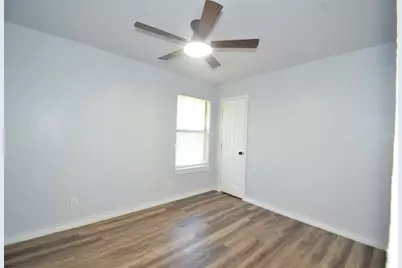 501 15th Street, Honey Grove, TX 75446 - Photo 9
