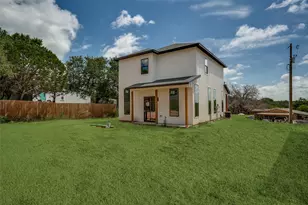 2520 Elk Trail, Granbury, TX 76048 - Photo 11