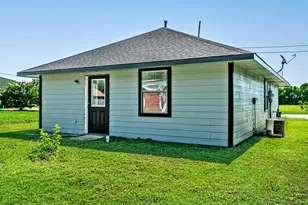 505 15th St, Honey Grove, TX 75446 - Photo 3