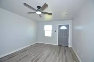 505 15th St, Honey Grove, TX 75446 - Photo 3