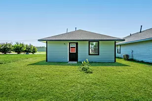 505 15th St, Honey Grove, TX 75446 - Photo 23