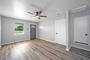 505 15th St, Honey Grove, TX 75446 - Photo 11