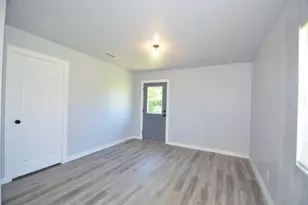505 15th St, Honey Grove, TX 75446 - Photo 7