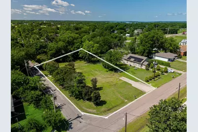 306 Gene Autry Drive, Tioga, TX 76271 - Photo 5