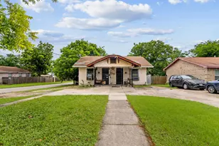 2431 Britton Dr, Dallas, TX 75216 - Photo 1