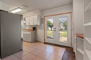 106 Wayne Dr, Sanger, TX 76266 - Photo 13