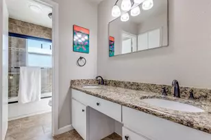 2819 Hollandale Ln, Farmers Branch, TX 75234 - Photo 19