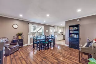 2819 Hollandale Ln, Farmers Branch, TX 75234 - Photo 9