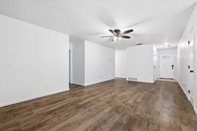 909 Bennett Street, Cedar Hill, TX 75104 - Photo 11