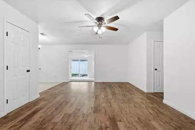 909 Bennett Street, Cedar Hill, TX 75104 - Photo 7