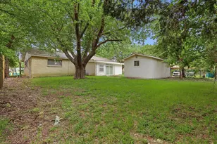 909 Bennett St, Cedar Hill, TX 75104 - Photo 35