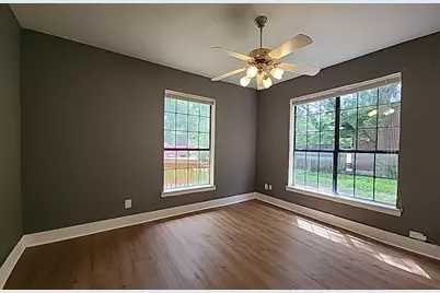 218 S Buffalo Avenue, Cleburne, TX 76033 - Photo 13