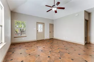 1732 Lawther Dr, River Oaks, TX 76114 - Photo 5