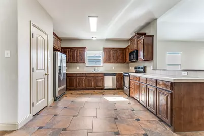 1732 Lawther Drive, River Oaks, TX 76114 - Photo 11