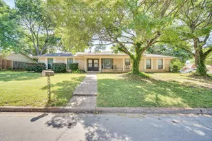 401 Westview Terrace, Midlothian, TX 76065 - Photo 1
