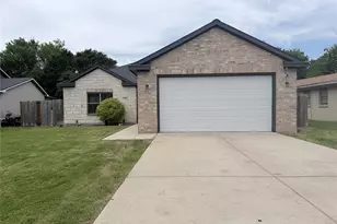 4901 Rimwood Dr, Balch Springs, TX 75180 - Photo 1