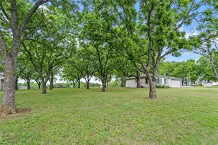 341 Reast Rd, Whitesboro, TX 76273 - Photo 23