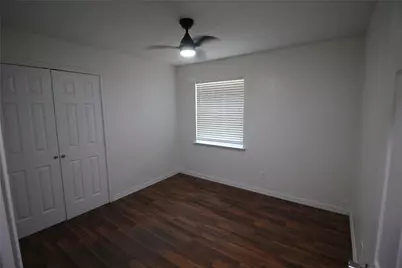3932 Sun Valley Court, Irving, TX 75062 - Photo 13