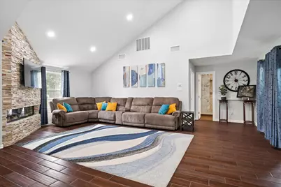 9716 Windsor Circle, Fort Worth, TX 76140 - Photo 5