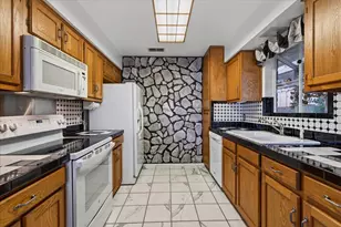 10118 Lakeview St, Payne Springs, TX 75156 - Photo 7