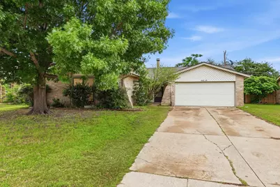 3914 Willowood Lane, Grand Prairie, TX 75052 - Photo 1