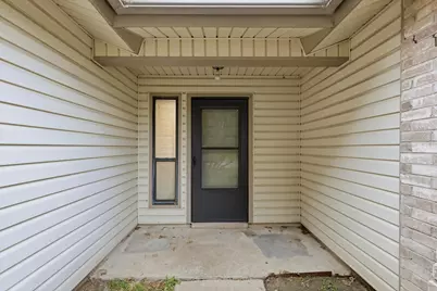 3914 Willowood Lane, Grand Prairie, TX 75052 - Photo 3