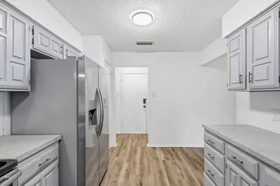 3914 Willowood Lane, Grand Prairie, TX 75052 - Photo 21