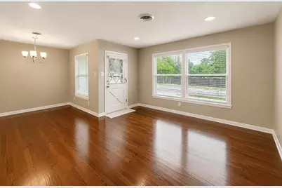 2708 Hunter Street, Fort Worth, TX 76112 - Photo 9