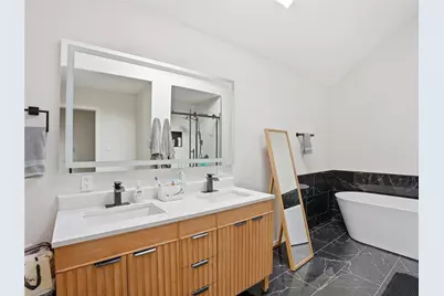 2044 Whippoorwill Lane, Carrollton, TX 75006 - Photo 11