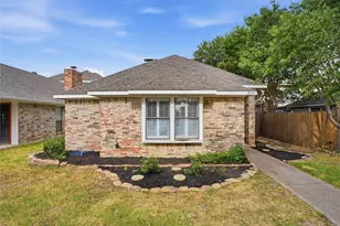2044 Whippoorwill Ln, Carrollton, TX 75006 - Photo 1