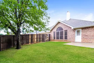 1233 Logan Dr, Lewisville, TX 75077 - Photo 15