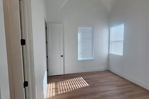 2139 Mail Ave, Dallas, TX 75235 - Photo 17