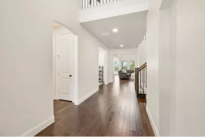 216 Village Creek Drive, McKinney, TX 75071 - Photo 5