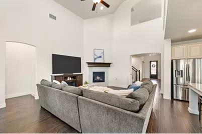 216 Village Creek Drive, McKinney, TX 75071 - Photo 9