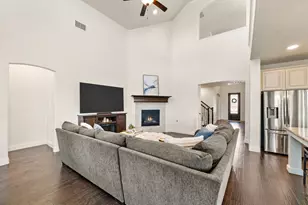216 Village Creek Dr, McKinney, TX 75071 - Photo 9