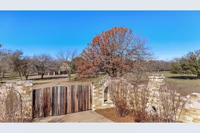 12932 County Road 1117, Cleburne, TX 76033 - Photo 27