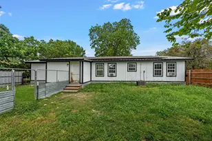 209 N Goddard St, Mart, TX 76664 - Photo 21