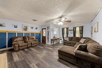 209 N Goddard Street, Mart, TX 76664 - Photo 3