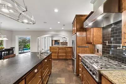 9206 Club Glen Drive, Dallas, TX 75243 - Photo 15