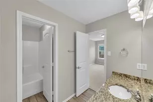 2325 Hummingbird Way, Mesquite, TX 75181 - Photo 35