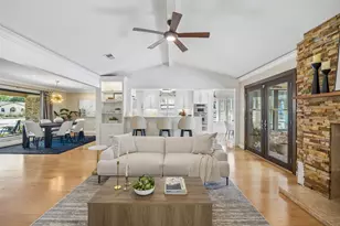 101 E Northgate Dr, Irving, TX 75062 - Photo 5